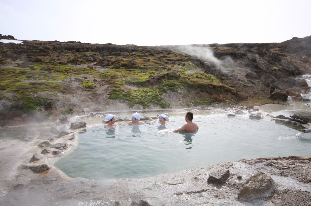 The directions to Hveravellir hot springs in Iceland